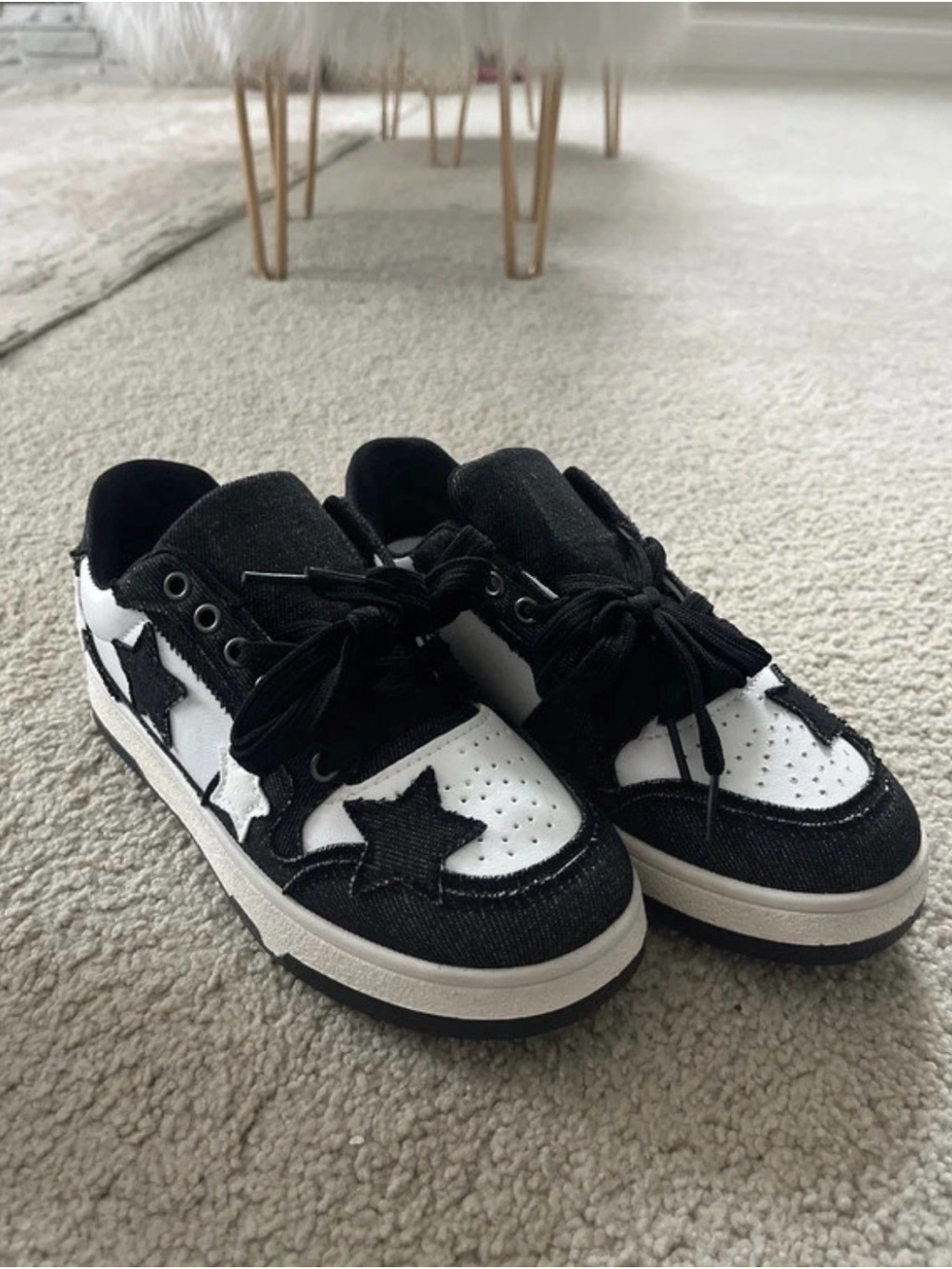 Black & White Star Accent Kids Sneakers - Youth Casual Lace-Up